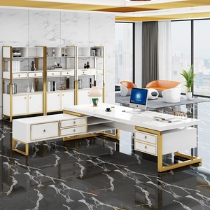 Escritorio Ejecutivo de Lujo en Negro y Dorado con Acabado Brillante, Marco Metálico y Almacenamiento, Fabricación OEM/ODM Personalizada para <span class=keywords><strong>Oficina</strong></span> de Director General - Product Image 5