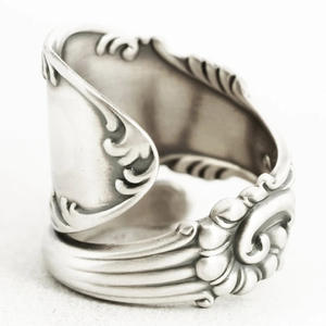 Anello H288 in Argento Placcato Anticato con Motivo Vegetale, Anello Unisex alla Moda, Idea Regalo - Product Image 4