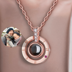 Hot-Selling Gepersonaliseerde Niet-Vervagende Ketting Geometrische Geheugenprojectie 100 Taal "Ik Hou Van Je" Ketting - Product Image 5