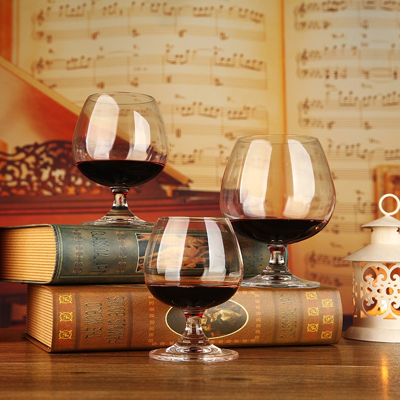 Hot Sale Elegant Stemware Glass Round Wine Glasses Brandy Glass With Stem
