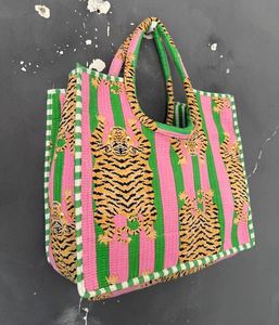 Sac fourre-tout matelassé en coton imprimé au bloc, fonctionnel pour le bureau, le marché, les sorties décontractées et les voyages, sac à bandoulière - Product Image 5