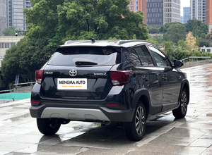 <span class=keywords><strong>Toyota</strong></span> <span class=keywords><strong>Yaris</strong></span> 2022 Usata, Cambio Automatico, Sedili in Tessuto, Guida a Sinistra, Pneumatici R15, Telecamera Posteriore, Tetto in Lega di Alluminio - Product Image 2