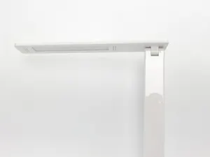 Fabrika doğrudan satış katlanabilir dokunmatik göz koruma LED şarj edilebilir yatak odası çalışma masası masa lambası USB