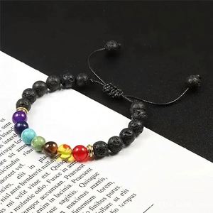 Bracelet en pierres de lave colorées pour hommes et femmes - Perles de roche volcanique naturelle, bijoux faits à la main, vente en gros, cadeau - Product Image 4