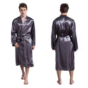 X2440 Vente en gros de robes sexy pour hommes, cadeaux, robe de bain de luxe pour hommes, logo personnalisé, robe de bain en satin doux, kimono pour grossiste - Product Image 1