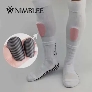 Özel logo süblimasyon profesyonel futbol eğitimi bacak koruması çocuk yetişkin küçük karbon fiber mini tekmelikler
