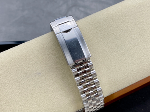 Montre de plongée lumineuse et étanche à mouvement automatique en acier inoxydable 904L pour hommes - Product Image 5