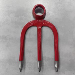 Herramienta de azada de jardín de 3 puntas de alta calidad Tenedor de jardín de acero al carbono - Product Image 2