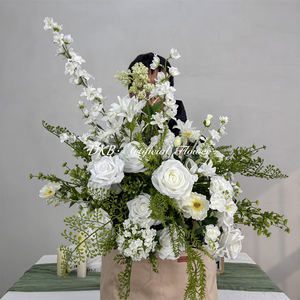 ดอกไม้ประดิษฐ์ทำมือจากผ้าไหมสีขาวทรงกลมสำหรับตกแต่งร้านอาหาร วันแม่ วันคริสต์มาส ขายส่งแบบกำหนดเองได้ - Product Image 2