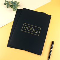 Dossiers de présentation en papier format A4 personnalisés en gros avec logo sur mesure