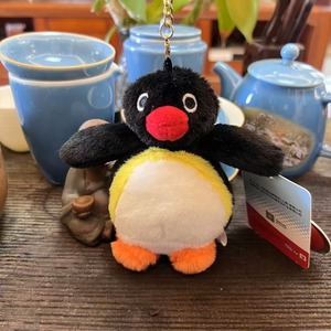 Peluche officielle <span class=keywords><strong>Umai</strong></span> de la série Pingu Penguin assis - Product Image 2
