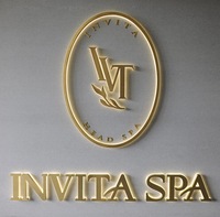 Letrero Metálico 3D Dorado Impermeable con Retroiluminación LED, Letras Personalizadas para Pared, Letrero Comercial para Spa, Salón de Masajes, Tablero con Logotipo