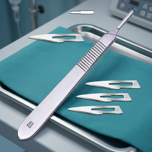 Juego de Instrumentos Quirúrgicos de Seguridad: Cuchillas Médicas, Mango de Bisturí, Acero al Carbono, Acero Inoxidable, Estériles y Reutilizables - Product Image 3