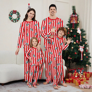 <span class=keywords><strong>Pigiami</strong></span> Natalizi per Famiglia con Stampa Digitale dell'Albero di Natale, Abbigliamento da Casa - Product Image 1