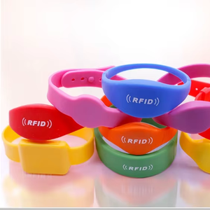 Tùy chỉnh không thấm nước Silicone dây đeo cổ tay vòng đeo tay 125khz/13.56MHz/860 960MHz <span class=keywords><strong>RFID</strong></span> <span class=keywords><strong>NFC</strong></span>/ UHF kiểm soát truy cập <span class=keywords><strong>tag</strong></span> Mini 1K thanh toán - Product Image 1