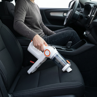 Aspirateur de voiture sans fil, aspirateur portatif à main pour le nettoyage de l'intérieur de la voiture avec plusieurs embouts