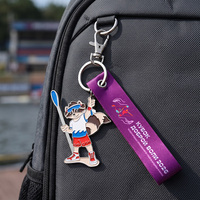 Porte-clés en métal personnalisé, alliage de zinc émaillé, breloque mascotte 3D de dessin animé, vente en gros avec sangle en satin imprimée