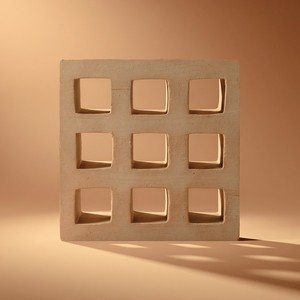 Pannello Decorativo da Parete Salk in Terracotta con Motivo a Griglia 9x9 - Product Image 1