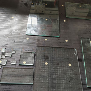 Table de découpe de verre automatique mini plus économique, machine de découpe de verre CNC multi-têtes à vendre - Product Image 6