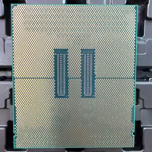 CPU Intel Xeon W5-2565X Usado, Frecuencia Principal 3.30GHz, 16 Núcleos y 32 Subprocesos, Versión FGA4677 con Conector Positivo - Product Image 2