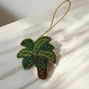 Décoration murale indienne traditionnelle Zari avec des patchs perlés et broderies à la main, idéale pour la vente en gros, l'exportation et les cadeaux - Product Image 1