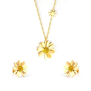 2023 New Fashion Wedding Bridal Jewelry Set 14k Gold Plated Stainless Steel Small Daisy Diamond Studs Earrings Necklace Set