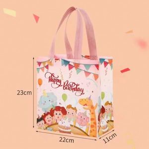 Sac fourre-tout pliable en non-tissé pour femme, avec bandoulière, personnalisable avec logo imprimé, petite taille, vente chaude en gros - Product Image 1
