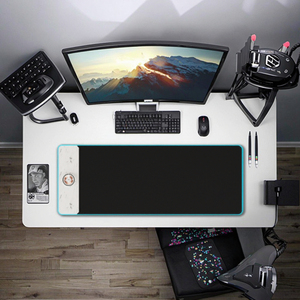 <span class=keywords><strong>Tapis</strong></span> <span class=keywords><strong>de</strong></span> Souris Gaming en Caoutchouc avec Logo OEM, Recharge Sans Fil 15W, Grand <span class=keywords><strong>Tapis</strong></span> <span class=keywords><strong>de</strong></span> Bureau RGB Résistant à l'Eau pour Téléphones Mobiles, Montres et Écouteurs TWS - Product Image 2