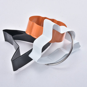 Set di 3 Stampi <span class=keywords><strong>per</strong></span> <span class=keywords><strong>Biscotti</strong></span> in Acciaio Inox con Rivestimento in Polvere Colorata, Personalizzabili, <span class=keywords><strong>per</strong></span> <span class=keywords><strong>Halloween</strong></span> - Product Image 2