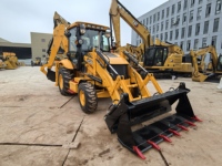Chargeuse-pelleteuse JCB 3CX d'occasion d'origine, de haute qualité, fournie directement par l'usine, en bon état