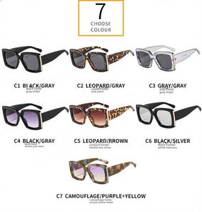 Nouvelles lunettes de soleil carrées de style rétro classique nuances surdimensionnées en plastique dégradé en rouge <span class=keywords><strong>bleu</strong></span> <span class=keywords><strong>gris</strong></span> avec cadres de style soleil - Product Image 2