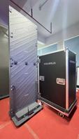 Écran LED pliable P2.5 à haute fréquence de rafraîchissement, technologie GOB étanche, combinaison de panneaux multiples, avec flight case de protection, pour la location événementielle
