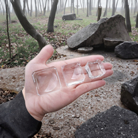 Nouveauté Socle de présentation en verre transparent carré en forme de boule de cristal Style Feng Shui Support de sphère gravé pour Noël