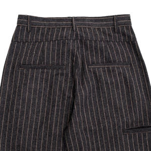 <span class=keywords><strong>Pantaloni</strong></span> in Lana <span class=keywords><strong>con</strong></span> <span class=keywords><strong>Tasche</strong></span> <span class=keywords><strong>Laterali</strong></span> Personalizzate, Pieghe Frontali, Vestibilità Ampia e Gamba Larga - Product Image 5