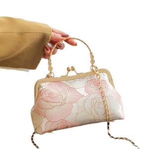 Bolso de Mano Mini Estilo Chino Cheongsam para Fiesta, Bandolera de Triple Uso, Exquisito, de Alta Calidad, con Correa de Cadena Floral de Poliéster, Ideal para Regalo - Product Image 5