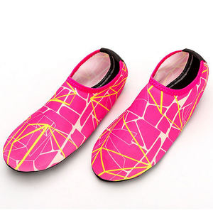 <span class=keywords><strong>Chaussures</strong></span> de plage Aqua Yoga à séchage rapide OEM ODM pour hommes, femmes, jeunes enfants, chaussons et chaussettes de sport <span class=keywords><strong>pieds</strong></span> nus - Product Image 3