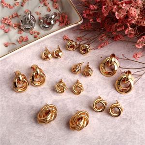 Pendientes de Diseño Minimalista en Oro y Plata para Mujer, Modelo 2019, Pendientes de Botón con Nudo Trenzado, Pendientes con Nudo de Amor - Product Image 3