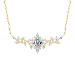 Delicado Collar con Colgante de Flor de Moissanita VVS GRA de Corte Redondo con Hojas Florales de Circonita Cúbica Pavé, Joyería de Cobre con Relleno de Oro de 14K de Diseño - Product Image 1
