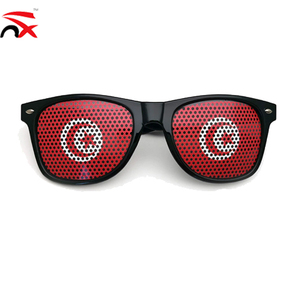Ensemble de supporters de la <span class=keywords><strong>Coupe</strong></span> du Monde de Football 2026, drapeau de la Tunisie, cape de supporters, lunettes de soleil, chapeau bob pour les matchs - Product Image 4