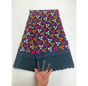 Cordón de <span class=keywords><strong>guipur</strong></span> de alta calidad al por mayor, tela de encaje de algodón, flor bordada, tela de encaje africano, encaje de <span class=keywords><strong>guipur</strong></span> <span class=keywords><strong>con</strong></span> <span class=keywords><strong>piedras</strong></span> para mujer - Product Image 5