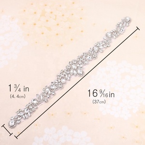 Gümüş kristal zincir bezemeler taklidi aplike kemerler - Product Image 6