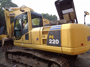 Komatsu PC200 Pelles d'excavation de tranchée de minerai de 20 tonnes Harga Excavateur hydraulique de terrassement sur chenilles d'occasion en vente - Product Image 2