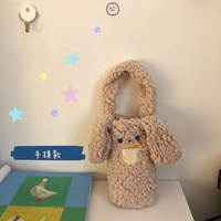 Porte-bouteille d'eau isolé imprimé agneau en gros couvre bouteille en peluche embouteilleur manchon de transport +