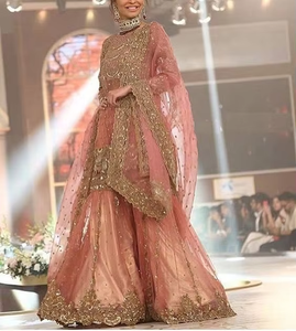 Belle couleur pour mariée indienne/pakistanaise longue Kurta avec robe Gharara avec broderie lourde Zardozi pour mariage - Product Image 2