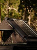 Tienda de Techo para Coche Ligera Eléctrica con Energía Solar Carcasa Rígida de Aluminio Claraboya para 3-5 Personas con Accesorio de Escalera