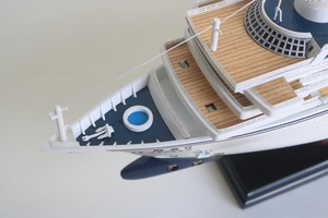 Modèle de bateau de croisière en bois artisanal haut de gamme GIA NHIEN ASUKA II avec éclairage LED, modèle de paquebot de luxe à poser - Product Image 3
