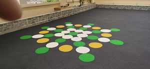 Una buena superficie para el patio de recreo es un área de juego y actividad común para niños que les ayuda a mejorar y aprender en un ambiente seguro - Product Image 5