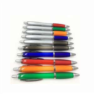 Prix bon marché Promotion stylo à bille conception personnalisée impression stylo à bille en plastique - Product Image 1