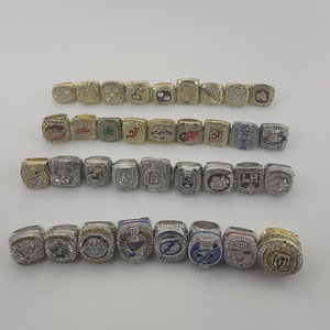 Nouvel ensemble de 35 bagues de championnat de la <span class=keywords><strong>Ligue</strong></span> de hockey sur glace NHL <span class=keywords><strong>2023</strong></span>, ensemble de bagues de champion pour hommes avec boîte de présentation en bois - Product Image 6