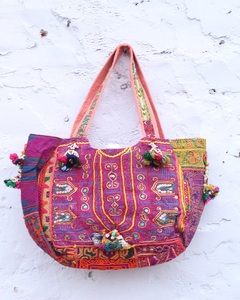 Bolso Tote Banjara Personalizado de Alta Calidad, Bolso de Hombro Bordado a Mano con Flores, Gran Capacidad, Forro de Algodón Ligero - Product Image 1